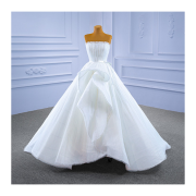 May Váy Cưới Sang Trọng Tại TPHCM - Đầm Cưới Jesmary